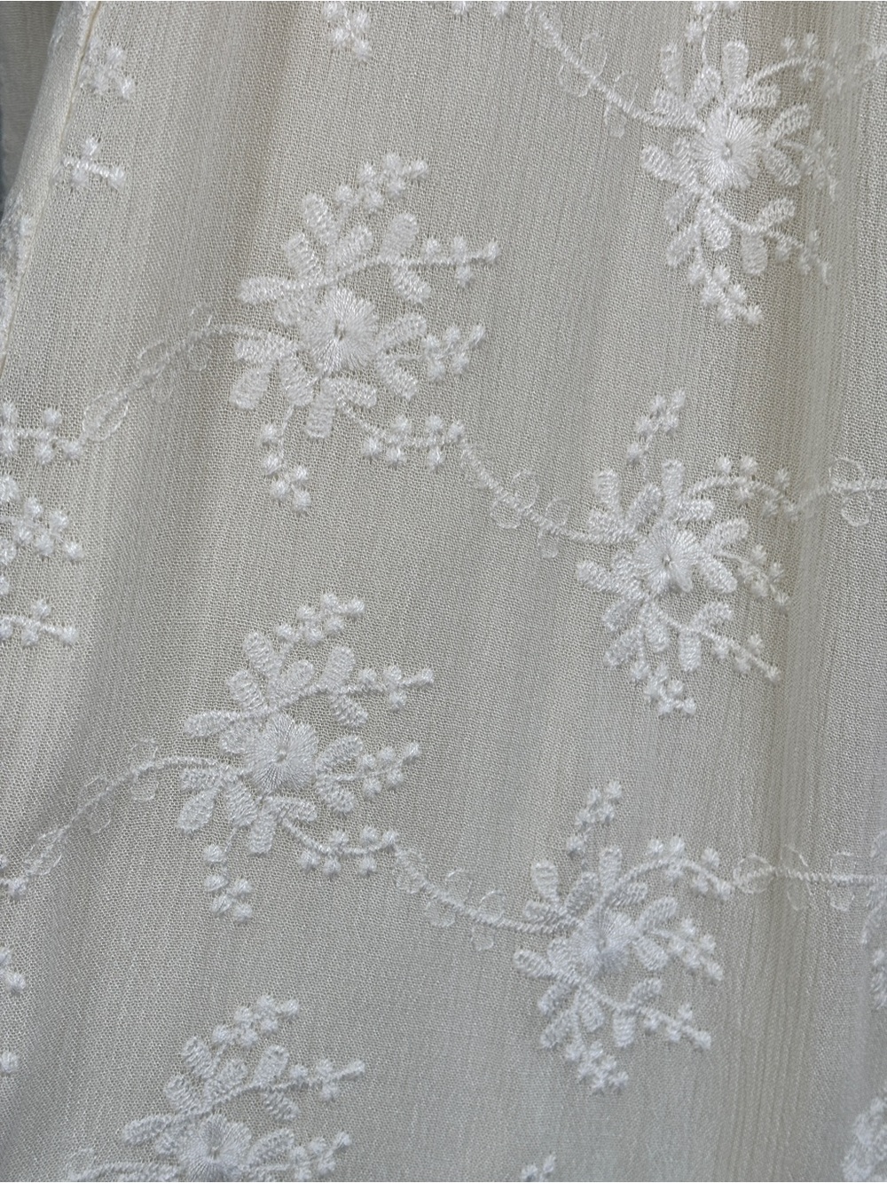 ASTR The Label off shoulder cream embroidered shift dress Sz. S - Picture 6 of 8